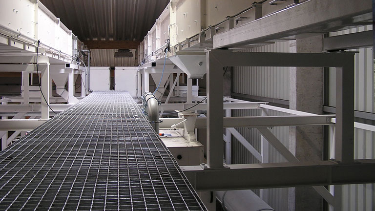 An innovative conveyor system for gentle handling of products