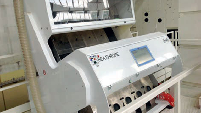 A Cimbria SEA CX Optical Sorter at a new legume processing plant in Italy