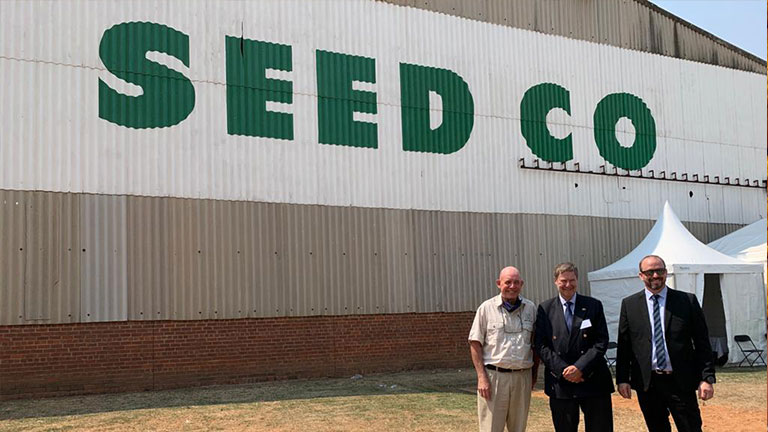 Inaugurazione del nuovo essiccatoio per mais SeedCo nello Zimbabwe