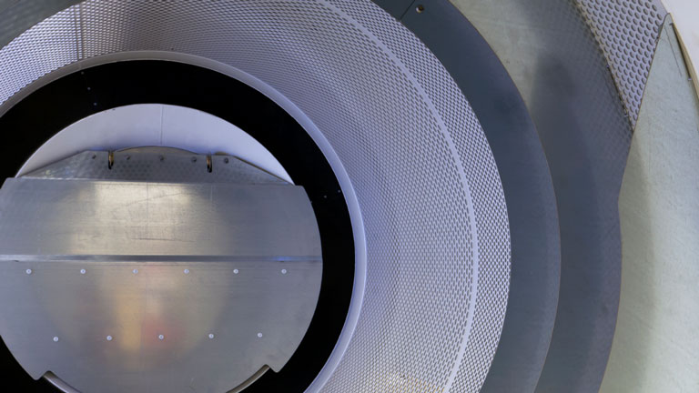 Drum Scalper The drum scalper removes large impurities from grain, maize, and oilseed with heavy-duty coarse cleaning