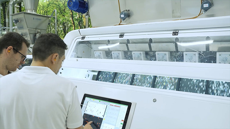 plastic-sorting
